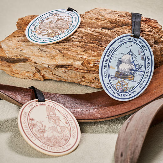 大英博物馆 盖亚·安德森猫系列 车载香卡香氛片扩香挂件夏夜竹风 东方梦境系列木息境壤  热气球系列假日出逃 大航海系列环游世界 天鹅贵族游戏棋盘系列月影晚香玉 博物志系列梦蝶 商品图2