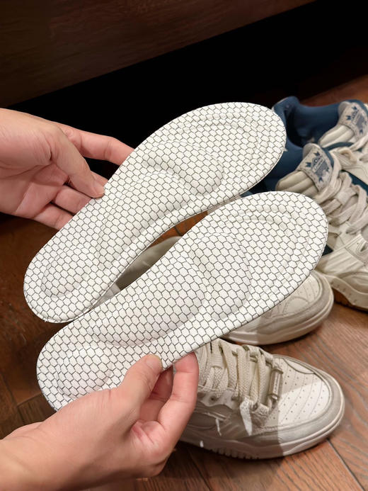 浪莎石墨烯远红外鞋垫4双装 商品图2