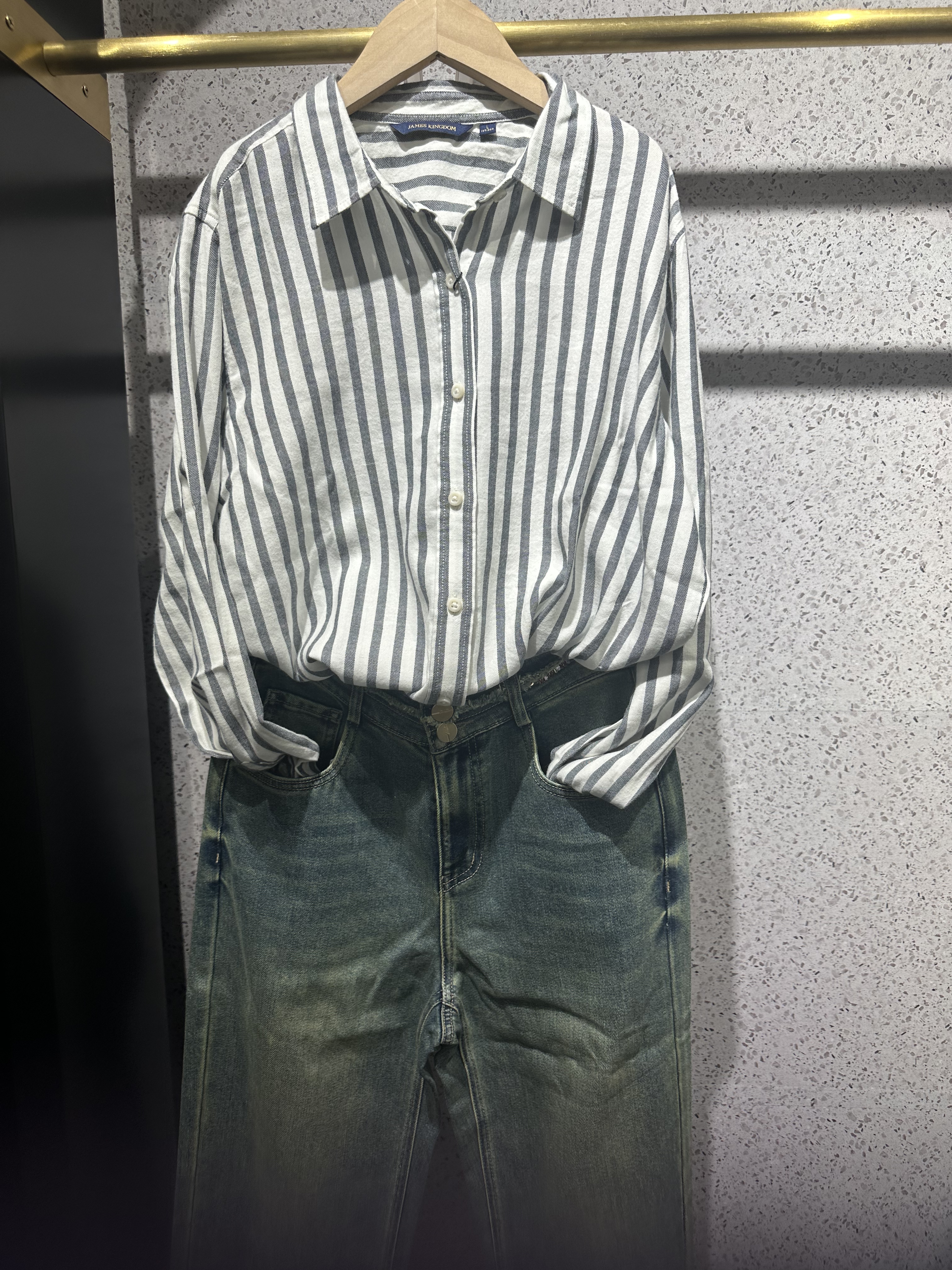 【女士法兰绒衬衫】占姆士宽松格子条纹衬衫别致休闲法兰绒外套慵懒风女学生秋