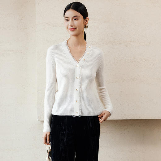 玳莎100%羊绒针织开衫女冬季新款剪毛设计感V领上衣毛衣外套  ED33302 商品图0