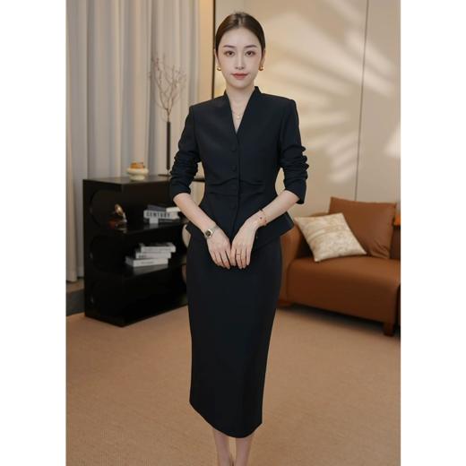 2024秋季新款安可拉红简约V领单排扣优雅西装半身裙两件套 商品图4