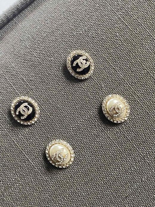 香奈儿新款浅金色椭圆耳钉/耳夹两色*同款（XTY） 商品图0