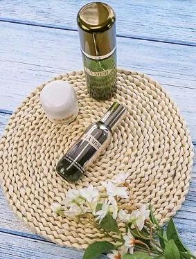 B092404活肤焕颜精华露提拉紧致淡化细纹滋润保湿补水一瓶搞定 商品图6