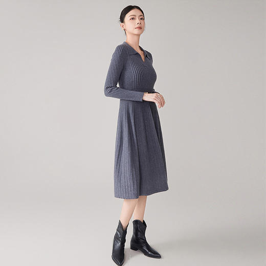 【hr】全新升级【铂金会员330/天猫439/差价109】(11827) 洛诗琳秋季新款气质纯色V领时尚收腰法式针织收腰连衣裙 商品图3