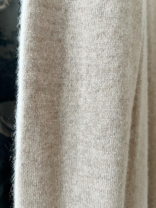 【必入单品】噢蜜ooomeooo口袋款羊绒衫 商品图11