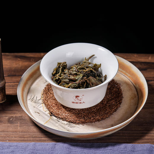 [买5送1]2019《落水洞》古树春茶 200克*1饼 生茶 商品图3