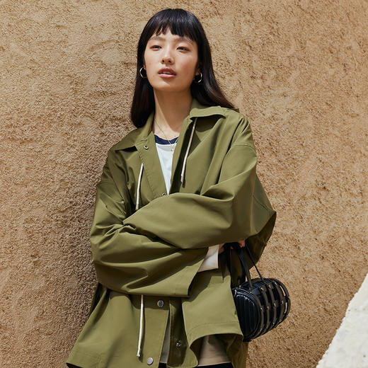 53493IN AN DON 定制款防泼水 磨砂质感腰部抽绳连帽风衣外套 商品图6