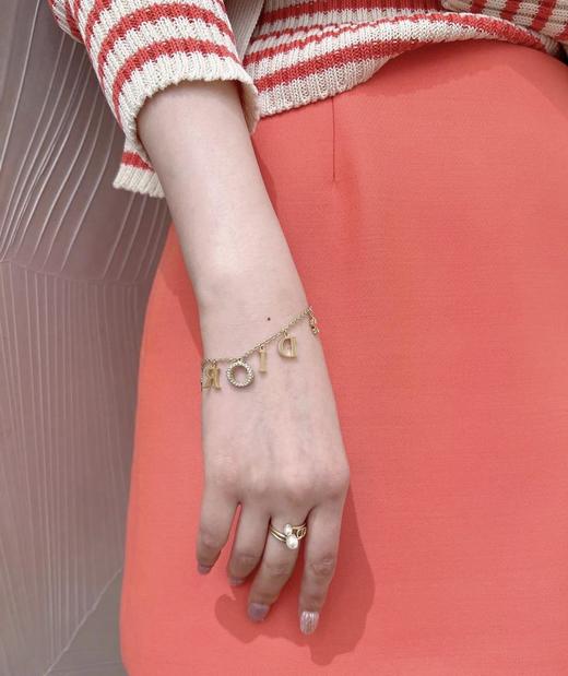 迪奥字母蜜蜂星星手链（XJ） 商品图1