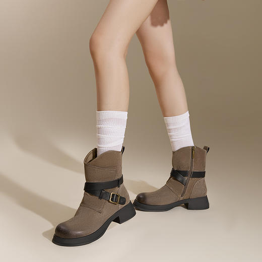 千百度西部牛仔靴户外防滑复古冬季粗短靴女靴子A24530671 商品图1