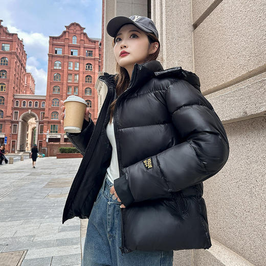 【在冷的天也不怕！黑金短款羽绒服】暖冬时尚季，品质从不放过细节，呵护身体的温暖，整体轮廓显瘦显腿长，时尚情侣装时尚百搭保暖羽绒袄L 商品图2