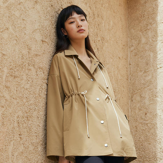 53493IN AN DON 定制款防泼水 磨砂质感腰部抽绳连帽风衣外套 商品图3