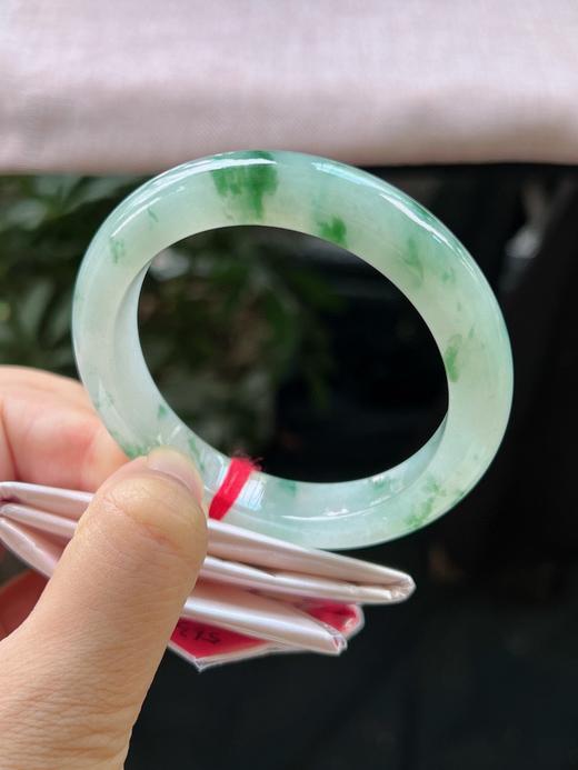 56圈口翡翠手镯 商品图4