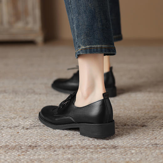 阿么手工女鞋百搭系带小皮鞋粗跟3CM黑色显瘦2025新款圆头单鞋女 商品图1