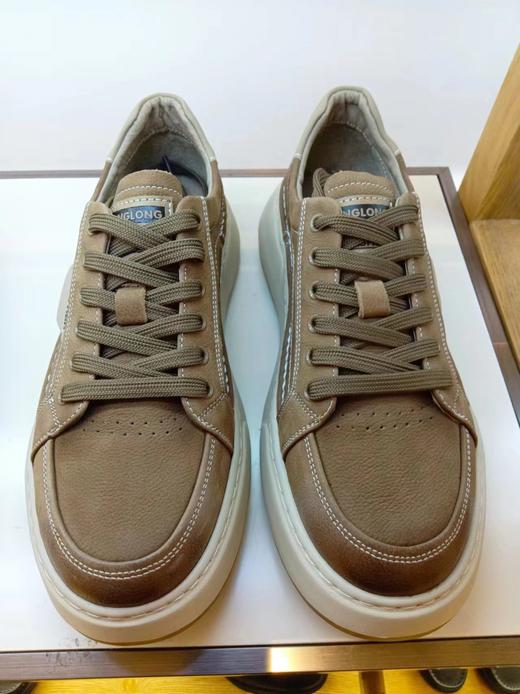 奥康货号：2241322044 尺码：38-44 价格：595 商品图0