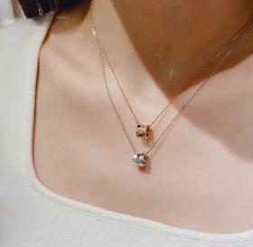 尚美蜂巢项链采用CNC精雕工艺，加全手镶，电镀厚金（XTY）