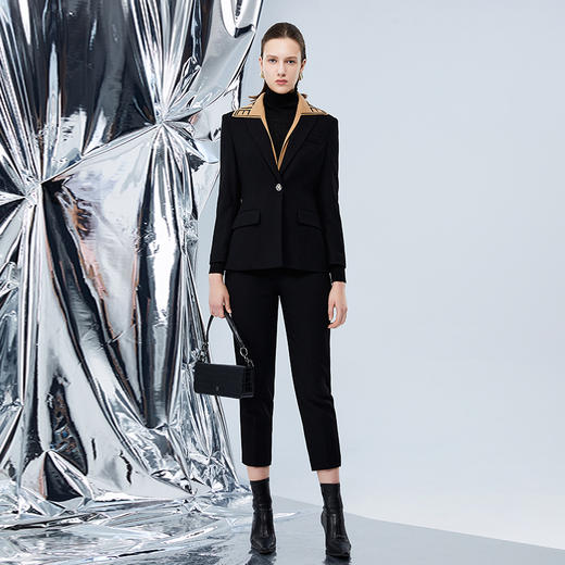 EITIE爱特爱冬季新款时尚百搭显瘦一粒扣外套女7603302 商品图1