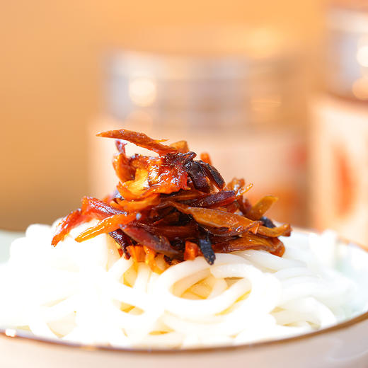 鸡枞菌香菇酱原味/麻辣拌面下饭菜即食260克/瓶 商品图1