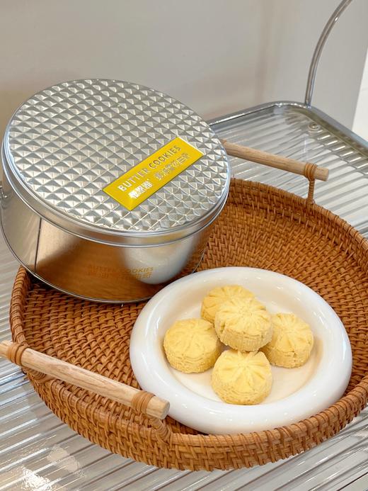 送礼首选！张恩雅【黄油鸡蛋卷/黄油雪花曲奇】顶配版黄油鸡蛋卷 奶香十足 酥脆掉渣 独立包装 高端银罐礼盒+礼品袋 送礼更体面~ 商品图6