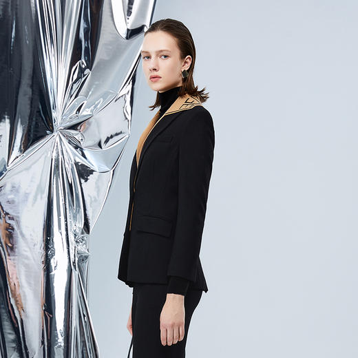 EITIE爱特爱冬季新款时尚百搭显瘦一粒扣外套女7603302 商品图2