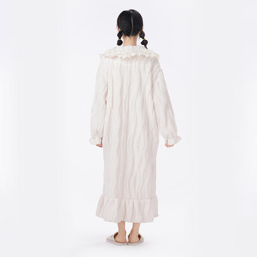 都市丽人睡衣生活家居单件袍家居服长毛绒提花厚女士法兰绒单件袍LHT7B3 商品图3