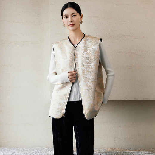 玳莎两面穿中式马夹女2024年冬季复古拼接面料设计感宽松V领外套  ED37002 商品图1