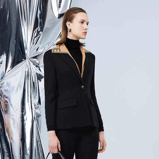 EITIE爱特爱冬季新款时尚百搭显瘦一粒扣外套女7603302 商品图3