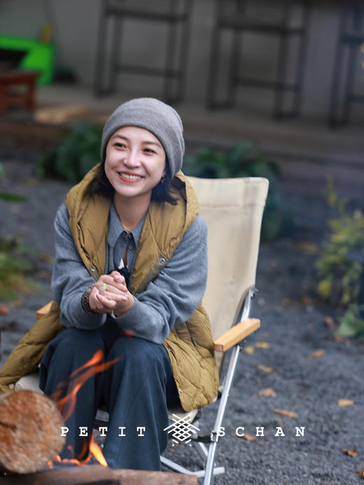 PETIT SCHAN小闪 CLO#605  Bestie 姐妹淘 小闪轻松羽绒系列安心羽绒马甲/外套 商品图8