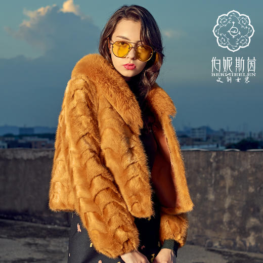 《画尽世界光影，只为挚爱的女人》--白杨树 黄色水貂皮草6P6691 商品图0