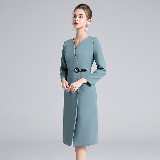 全新升级【铂金会员413/天猫559/差价146】(12519) 洛诗琳气质优雅开口V领连衣裙2024秋季设计感通勤职业裙 商品图3