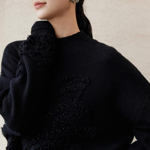 玳莎中式提花钉珠针织衫女2024年冬季新款宽松慵懒落肩袖圆领毛衣  ED33305 商品图3