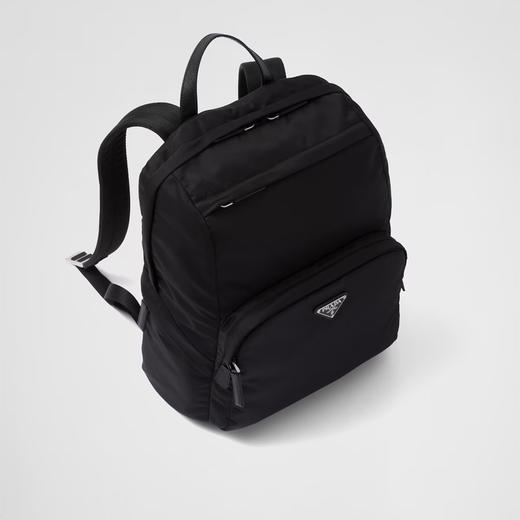 PRADA 普拉达 男士 Re-Nylon 再生尼龙和 Saffiano 皮革珐琅金属三角形徽标双肩背包 黑色 2VZ104 2DMG F0002 OOO 商品图1