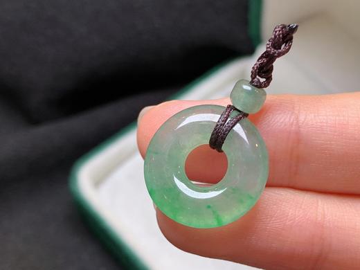 飘绿翡翠平安扣 商品图2