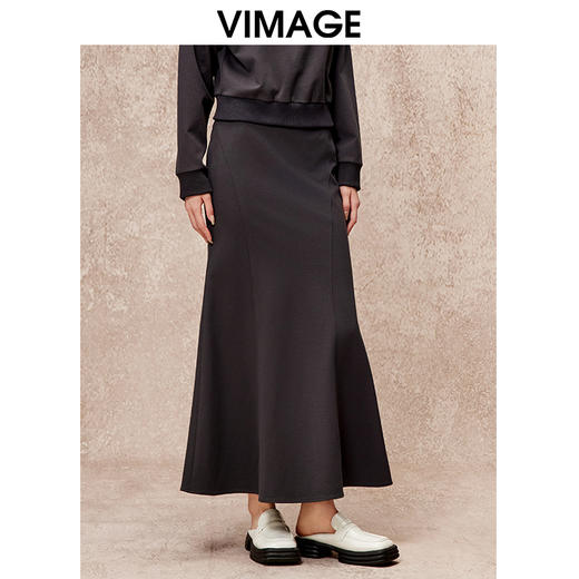 VIMAGE纬漫纪简约通勤黑色高腰包臀鱼尾过膝半身裙秋季新款V2206813 商品图3