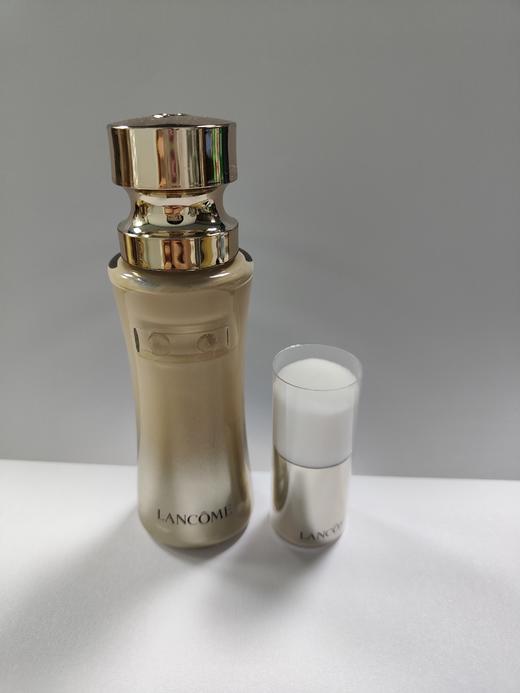 【特价清仓】法国 Lancome/兰蔻菁纯小蛮腰粉底液35ml #110（未使用过，瓶身上的logo掉了，请谨慎下单） 商品图2