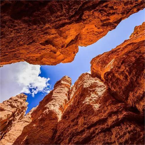 【纯玩-秋韵南疆】积分可抵300元/人，抵后¥9380/人起，乌进喀回，不走回头路，双飞/三飞10日，2+1用车，升级7晚4钻+2晚舒适型 ，盘龙古道换乘小车 商品图1