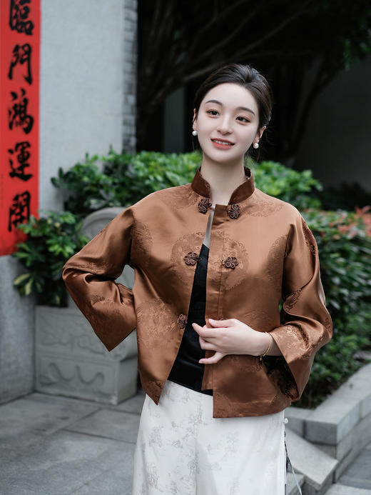 盛唐牡丹|茶褐色花蕾缎双龙团纹外套 商品图0