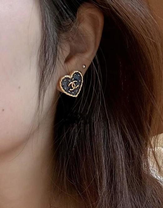 香奈儿24春夏*香小号仿牛仔爱心耳钉（XTY） 商品图11