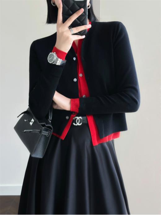 🍂【泰迪熊TEDDYBEAR】双层门襟撞色假两件针织外套1606款：✅整件成衣多针织法织造，♻️♻️双层门襟假两件设计 ✅工艺难度 商品图2