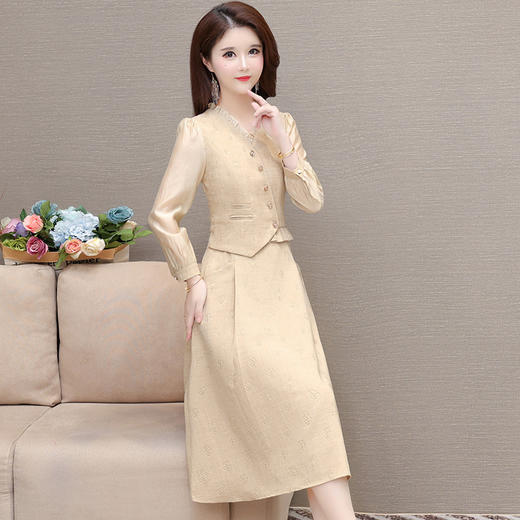 时尚拼结假两件，V领木耳边高腰长袖百褶裙QYM-HL-24NF039 -Y 商品图1