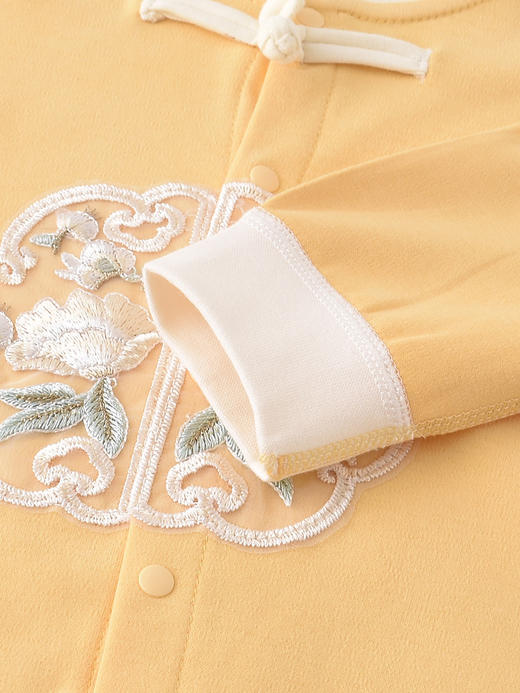 【宝宝穿着舒适，妈妈买着放心，亲肤舒适贴身】春秋季新款新中式婴幼儿连体衣 新生儿无骨哈衣 宝宝中国风长袖爬服四季款-QQ 商品图4