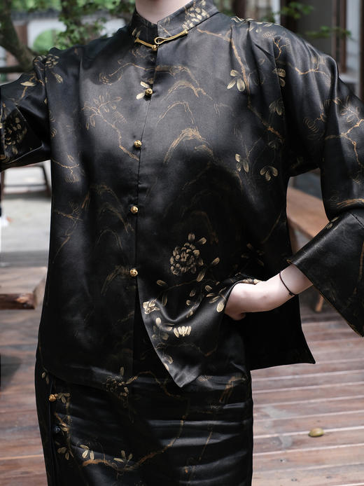 盛唐牡丹|重缎香云纱手绘对襟外套 商品图3