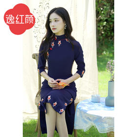 上海逸红颜 千桦 2025秋冬新款博物馆同款刺绣书卷气老画报蓝旗袍