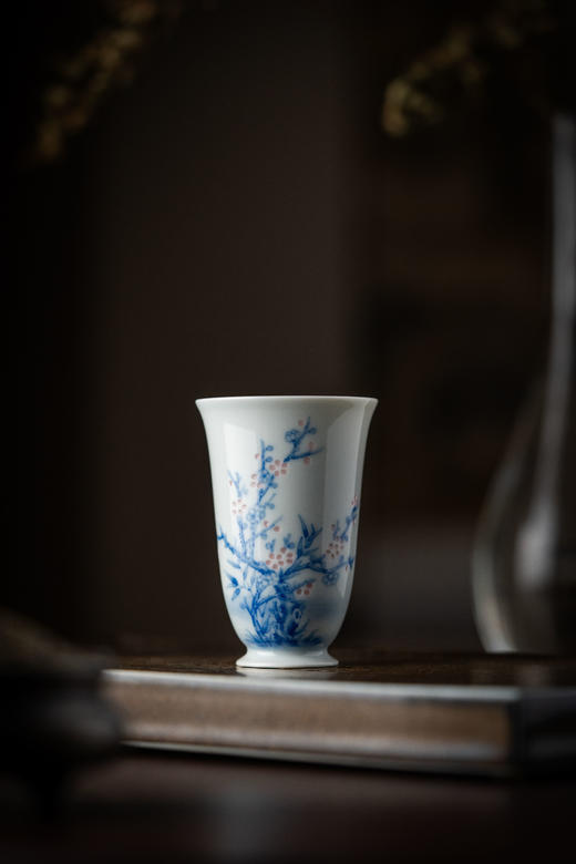 富玉窑  景德镇手工青花彩色玲珑梅兰竹菊闻香品茗杯陶瓷茶器主人杯 商品图0