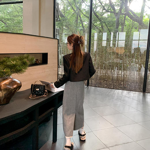 <曾小咸推荐>温柔毛边设计小香风高腰半身裙 商品图4