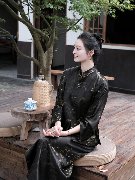 盛唐牡丹|重缎香云纱手绘对襟外套 商品图4