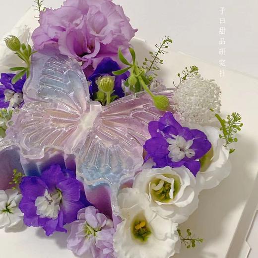 蝴蝶&鲜花慕斯（鲜花类似/介意勿拍/提前24小时预订） 商品图1