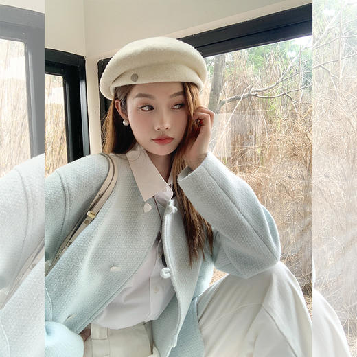 【269元任选2件】现货！成本巨贵，拍下包赚！法式蓝色爱心扣小香风短外套 商品图3