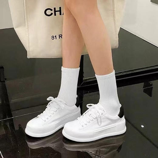 【顺丰包邮】42714 洛诗琳时尚休闲百搭厚底牛皮小白鞋123 商品图0