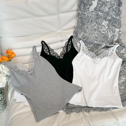 BeQueenStory【纯欲露丝】时尚百搭柔软修身手工钩花工艺背心上衣 商品图0