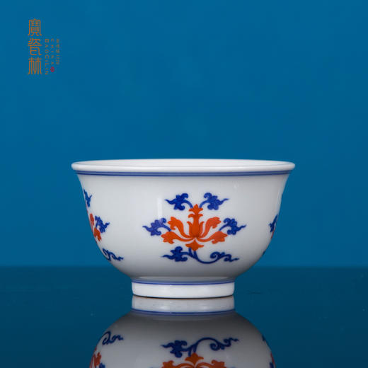 青花矾红宝相花撇口杯 商品图0
